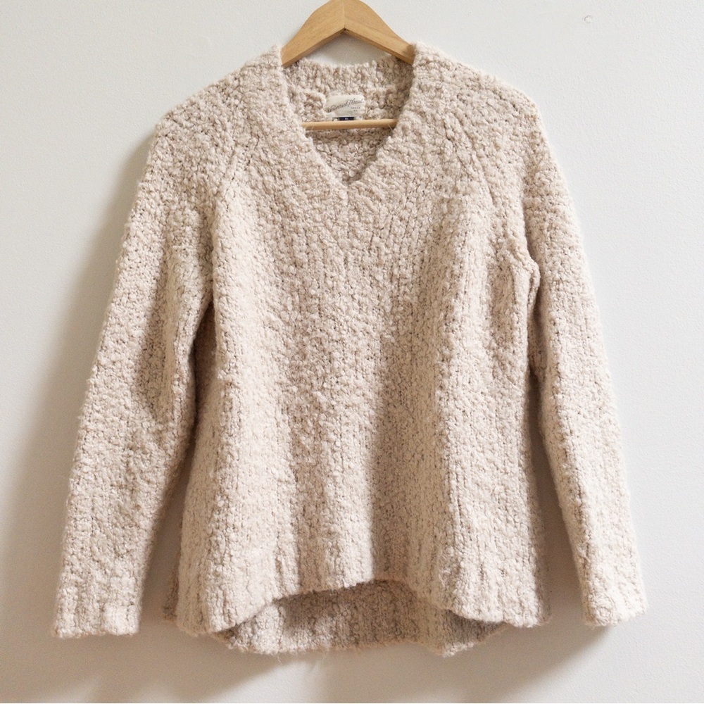 Universal Thread Beige Cozy V-Neck Sweater